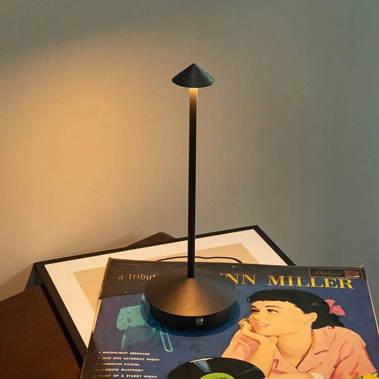 LED Minimalist Wireless Table Lamp