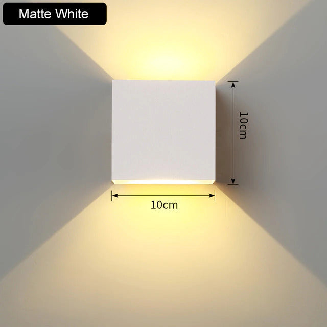 Elegant Wall Light