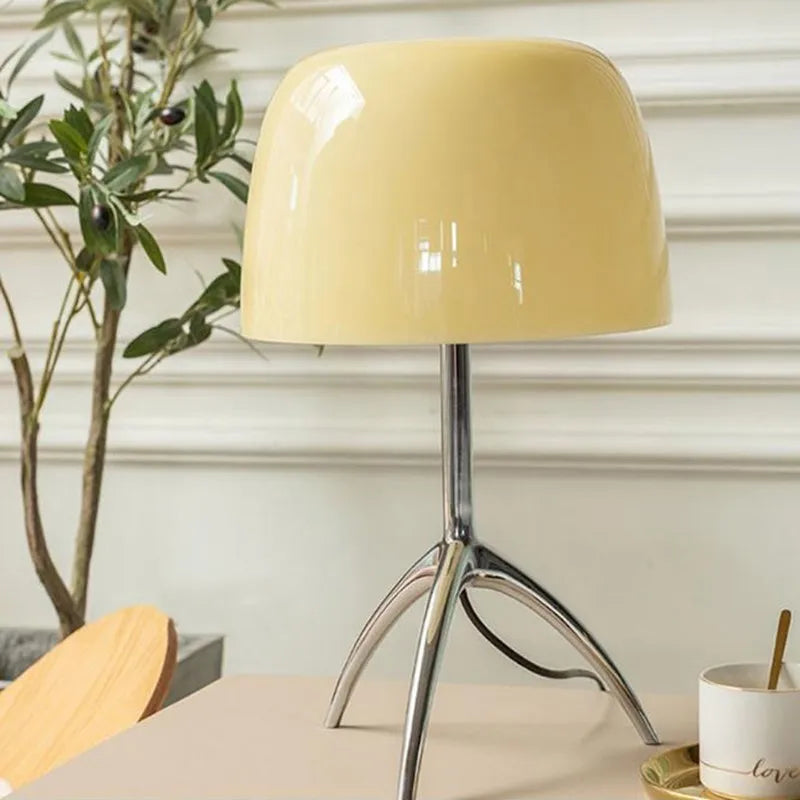 Florence - Bauhaus Table Lamp