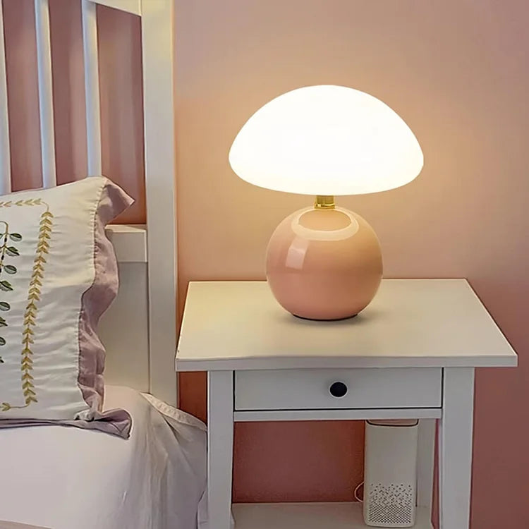 Bordeaux - Cream-Colored Mushroom Lamp