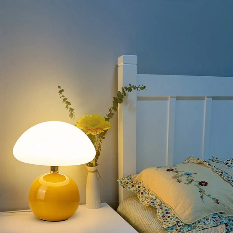 Bordeaux - Cream-Colored Mushroom Lamp